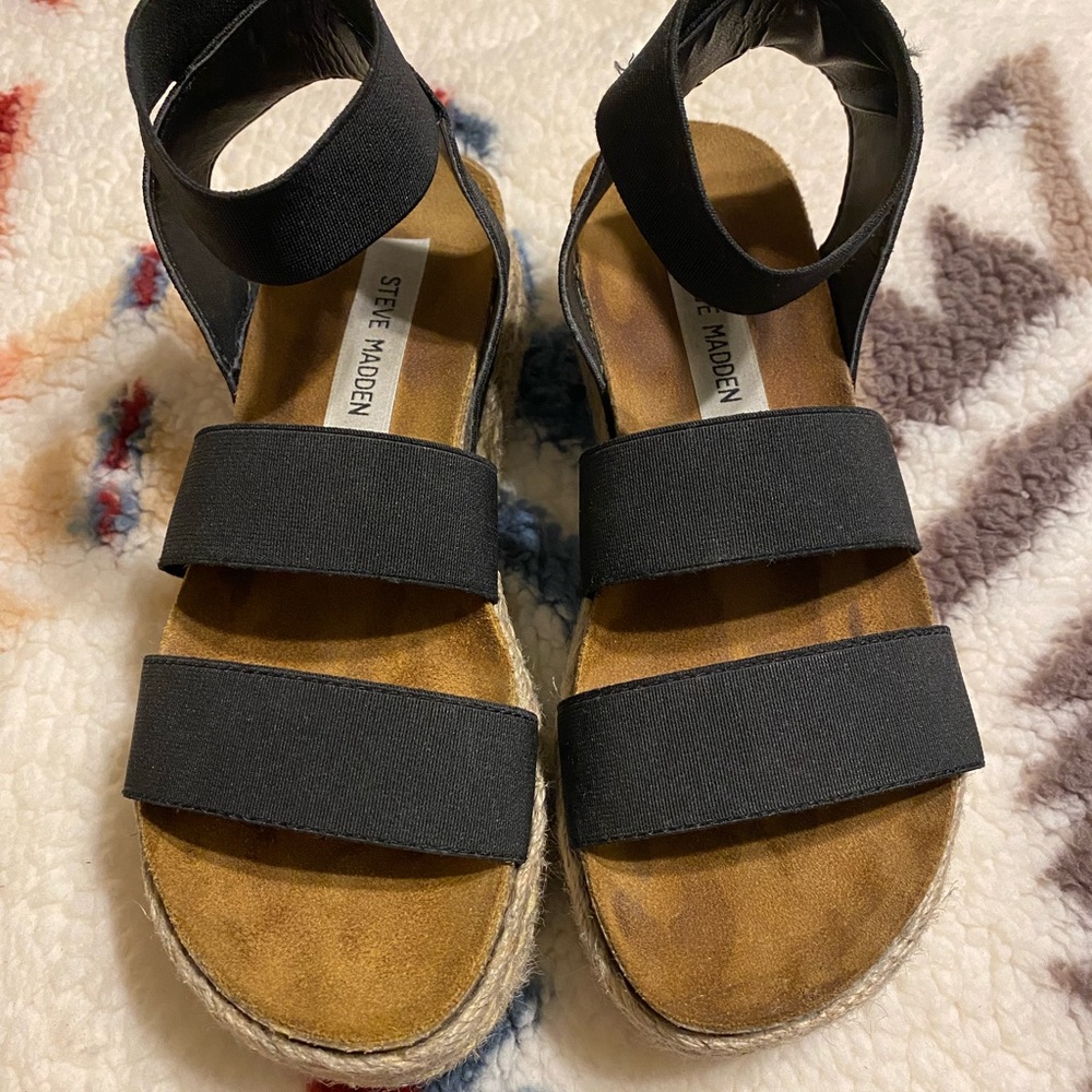 Steve Madden “Kimmie” Sandals sz 5